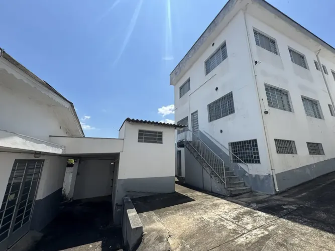 Prédio Comercial 1.000m2 Zoneamento ZOP1-A 20 Salas Ótima Localização  Mogi Moderno
