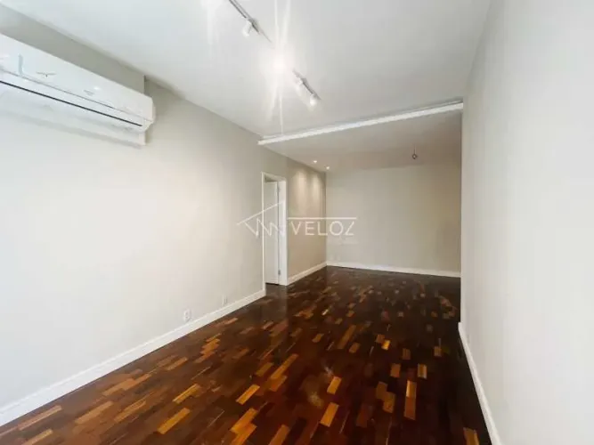 Apartamento : / Residencial / Leblon