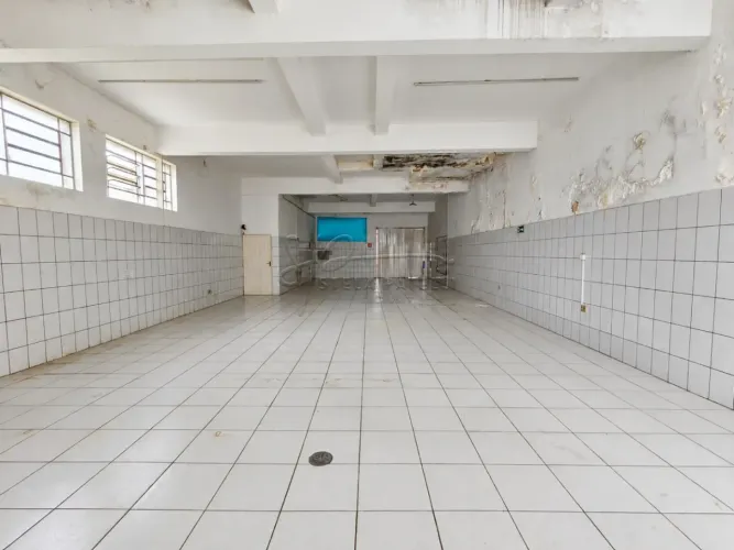 Galpão comercial de 158m² com 02 lavabos para locação - Vila Albertina