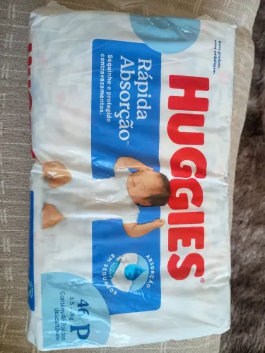 Fraldas Huggies tamanho P e kit de Tiaras!!!