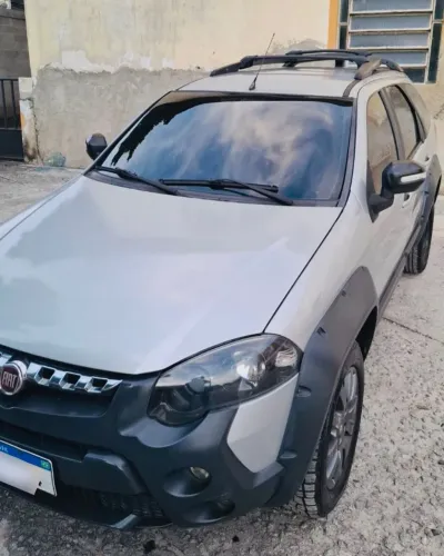 Fiat Palio Weekend Adventure Locker 1.8 Flex 2018