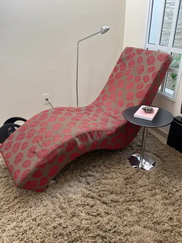 CHAISE LONGUE