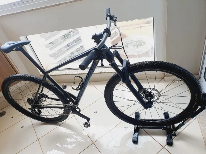Bicicleta Specialized Chisel 2019