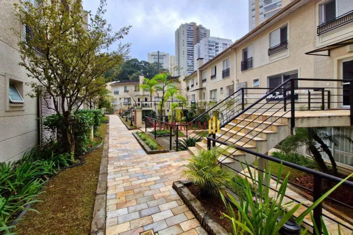 Casa com 3 dormitórios à venda, 106 m² por R$ 760.000,00 - Vila Andrade - São Paulo/SP