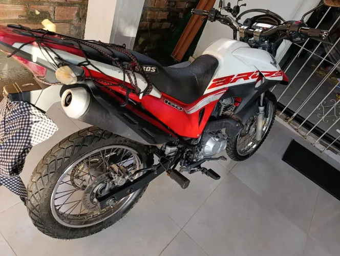 Bros 160