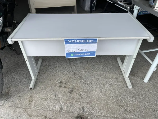Mesa escritório 