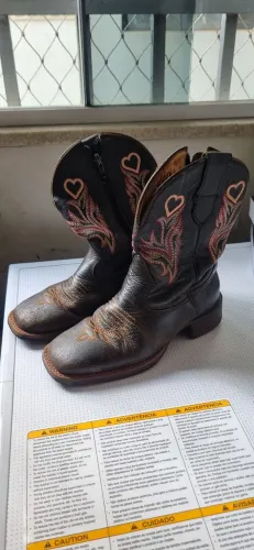 Bota infantil número 29