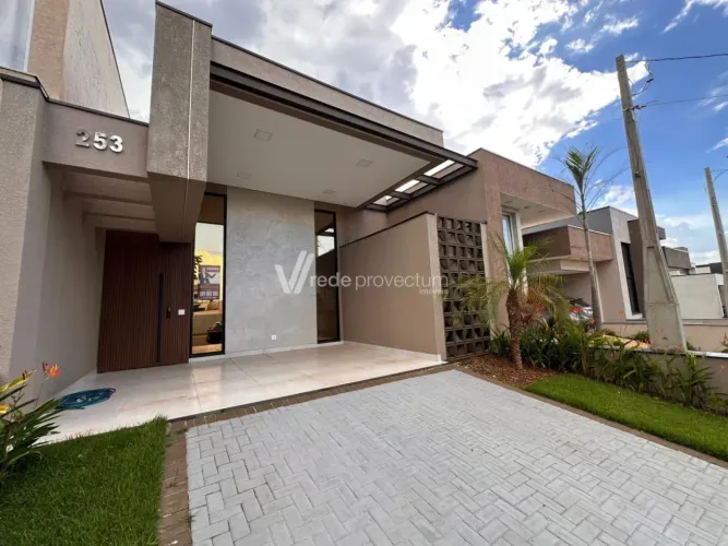 Casa à Venda em Paulínia - condomínio Terras da Estância.
