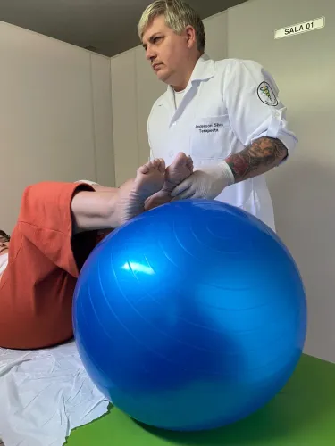 Fisioterapia e acupuntura com grande descontos para idosos! ?