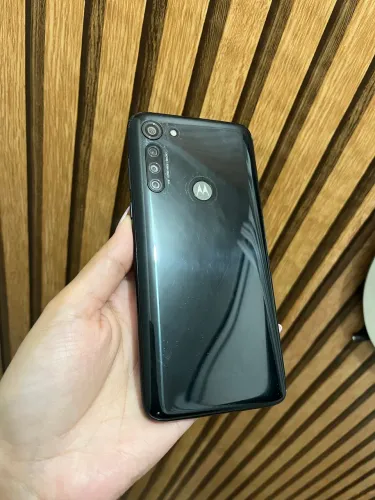 Moto G8 power
