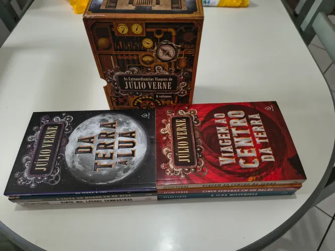 Julio Verne box + Santo Guerreiro 1 e 2