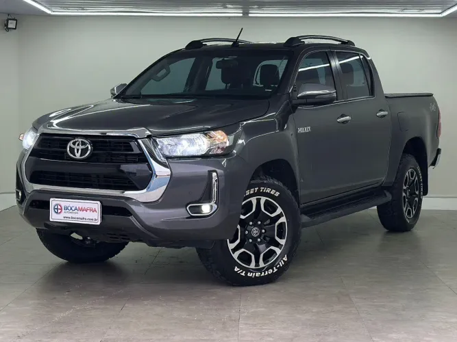 Toyota Hilux CD SRX 4X4 2.8 TDI 16V Diesel Aut. 2023