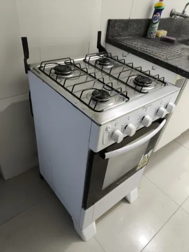 Fogão 4 Bocas Branco Inox Atlas Milão - Seminovo