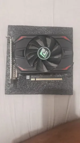 Placa de Vídeo Rx 550 4gb defeituosa