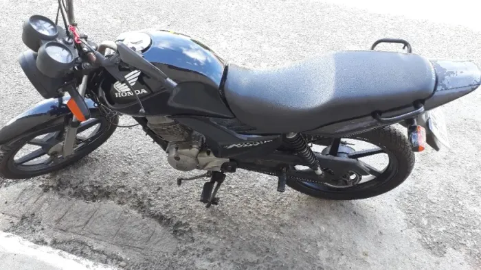 vendo cg fan 125 ano 2011 ja emplacada 2026