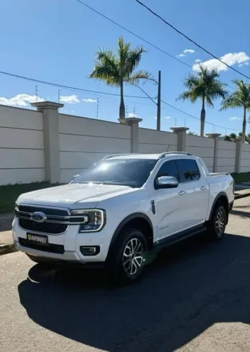 Ford Ranger Limited 3.0 V6 4X4 CD TB Die. AUT 2024