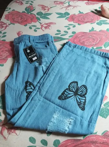 Vendo está calça comprei e não deu na minha finha