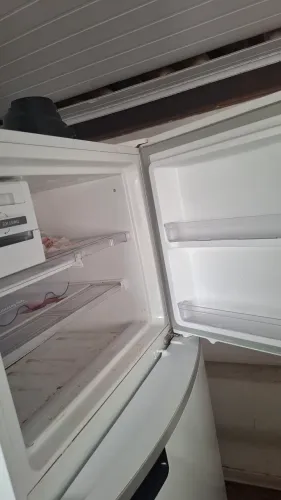 Geladeira brastemp com defeito 
