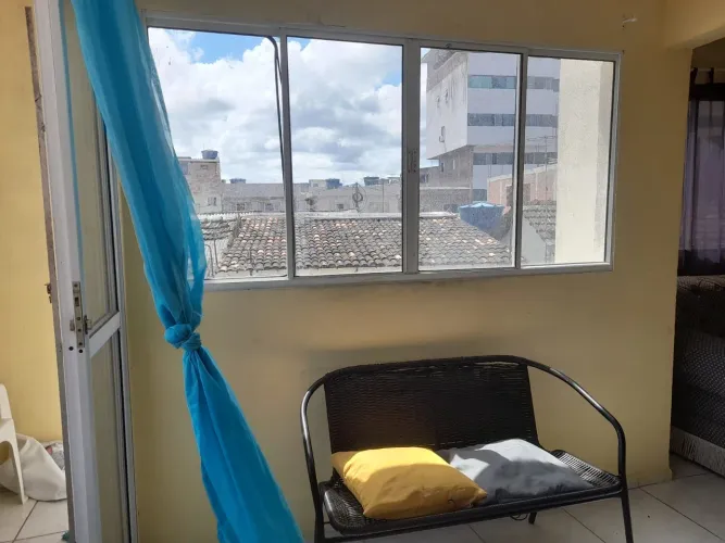 Casa com mobília em Casa Amarela 1 andar