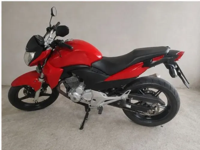 Honda CB 300R 2014