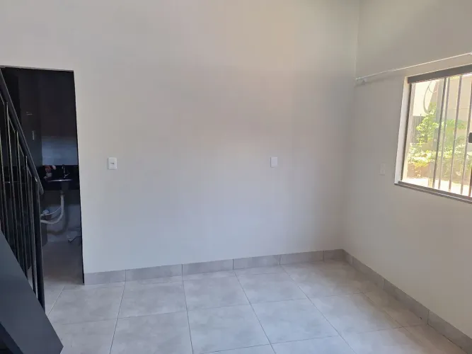 Alugo apartamento no Aureny 3