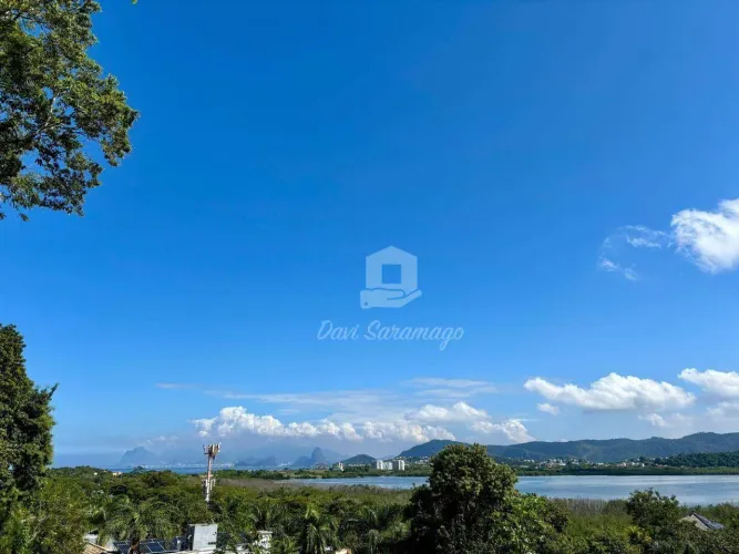 Terreno À Venda Com 800m² Em Itacoatiara - Niterói/RJ