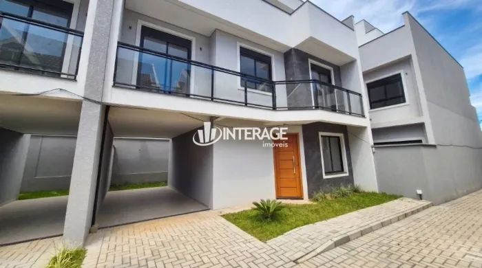 Sobrado com 3 quartos à venda, 138 m² por R$ 860.560 - Santa Felicidade - Curitiba/PR