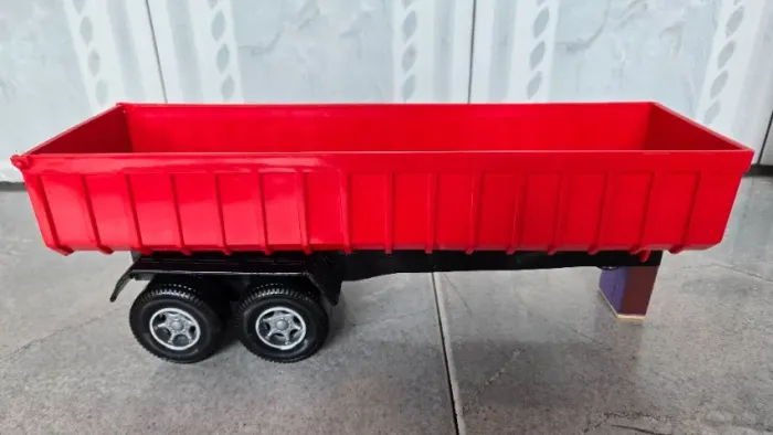 Carreta Scânia ou Volvo da Elka
