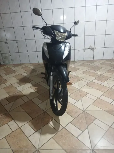 Biz 125 ES