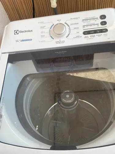 Máquina de lavar roupas  14litros com nota fiscal 5 mês de uso 