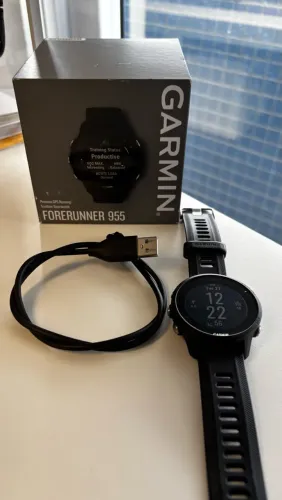 Relógio Garmin Forerunner 955 com Monitor Cardíaco de Pulso e GPS - USADO