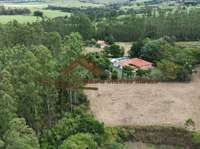 Sitio com 12 alqueires na região de Cesário Lange-SP