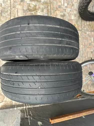 pneus goodyear 205-50/17 meia vida