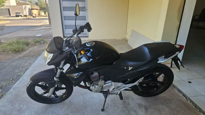 CB 300R