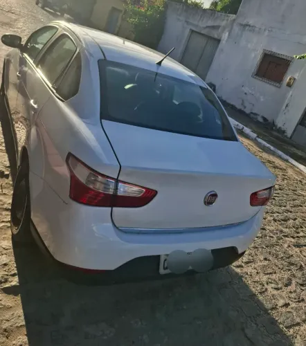 Fiat Grand Siena Essence 1.6 Flex 16V 2018