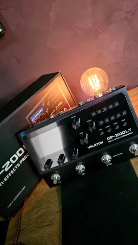 Pedaleira Valeton Gp200 LT - Muito nova - Guitarra