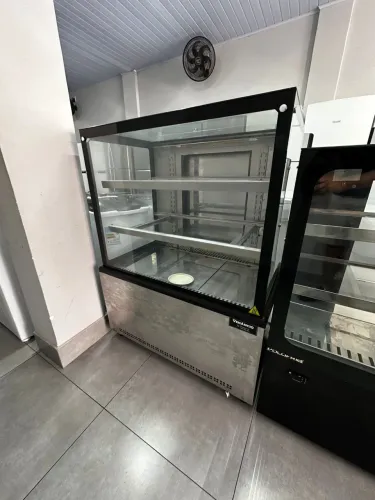 BALCÃO QUENTE VENACIO