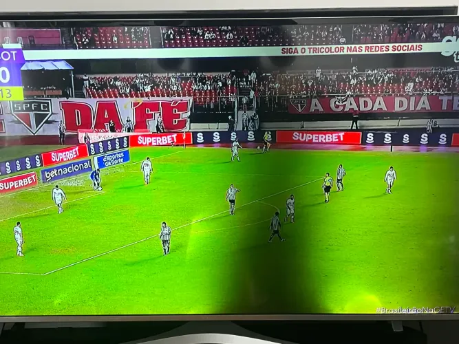 televisão samsung 50 polegadas com suporte funcionando!leia anúncio