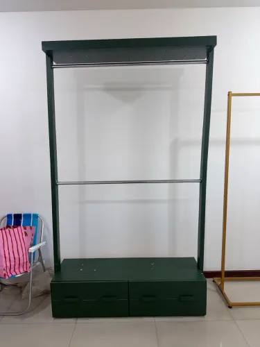 arara de roupas pinnus verde