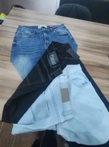 3 Calças Jeans masculina Tam 42
