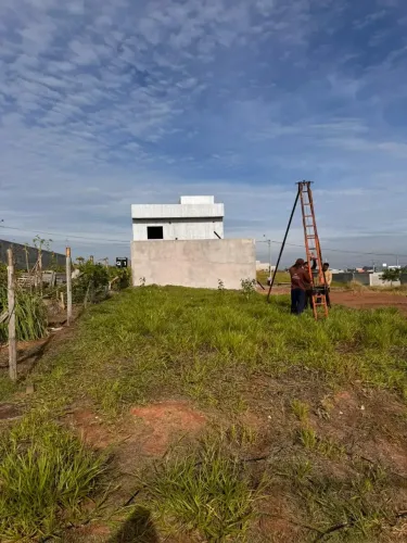 Lote/Terreno para venda possui 250 metros quadrados