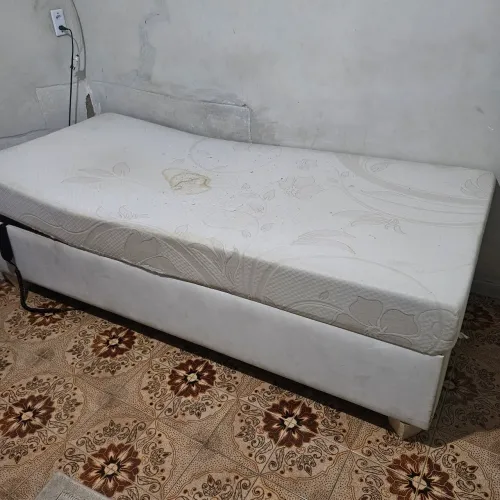 Vendo cama estilo hospitalar