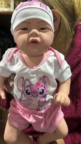 Vendo bebê reborn na caixa