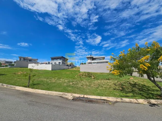 Terreno em Condomínio à venda no Condomínio Arboretum em Vinhedo/SP
