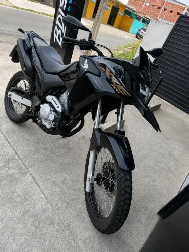 xre 300 2023