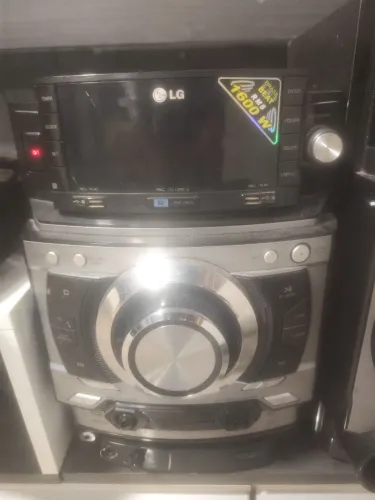 Vendo Som potente LG ou troca