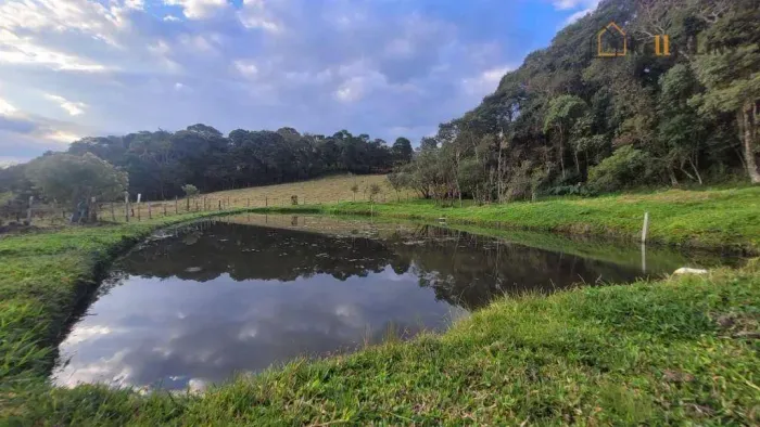 Lindo sítio à venda em Pedra Bela, cidade turística no interior de SP, área total de 32.00
