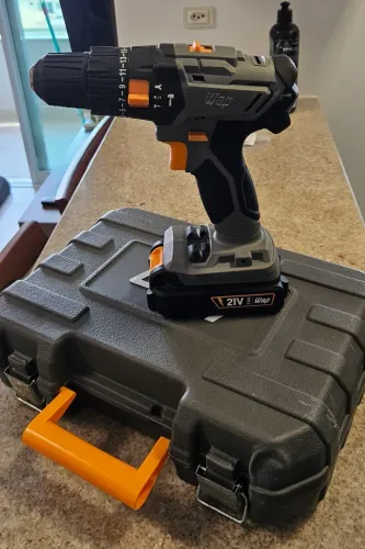 Parafusadeira e furadeira WAP 21v
