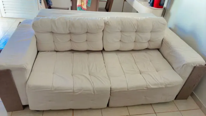 Sofá retrátil