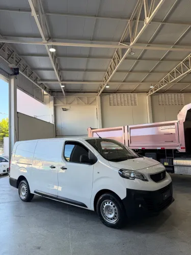 Peugeot Expert Business Pack 1.6 Turbo Diesel 2021